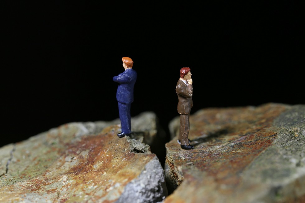 Procure Swiss Magazin Artikel Risiko Vertragslücke: Wie Sie korrekt ausschreiben