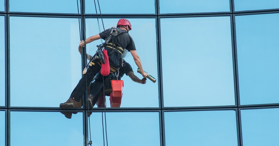 Procure Swiss Magazin Artikel Innovativer Einkauf von Facility-Management-Leistungen