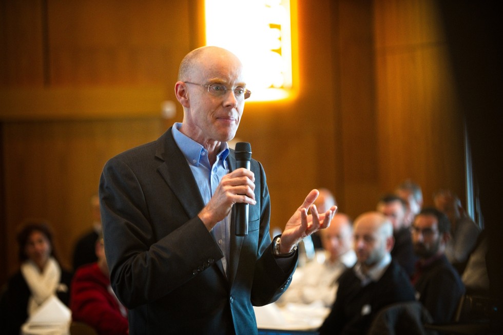 Procure Swiss Magazin Artikel Businesslunch zum Thema Rhetorik