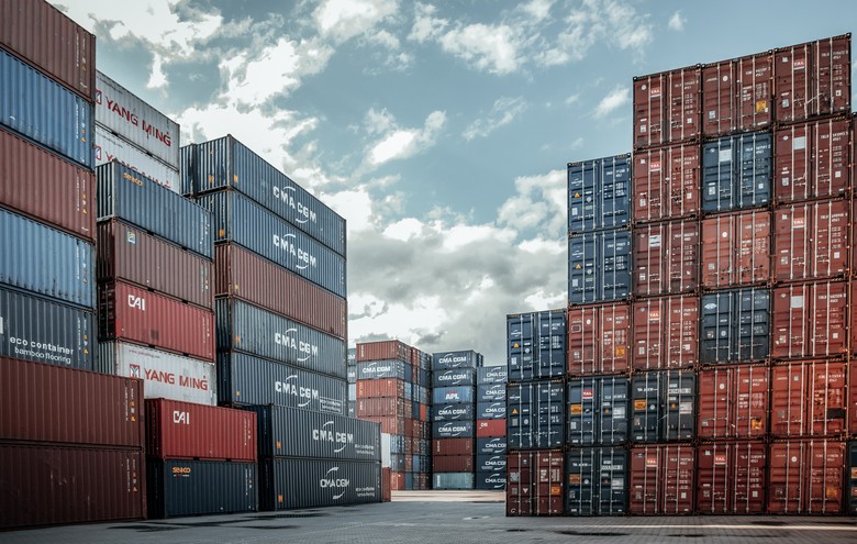 Lehrgang «Sachbearbeiterin / Sachbearbeiter Auftragsabwicklung Export/Import»
